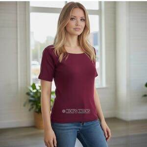 SO Magenta Purple Ribbed Knit Scoop Neck Short Sleeve Stretch Fitted Top Size XL
